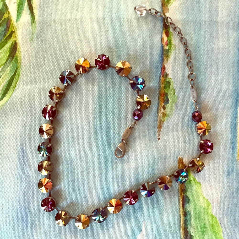 Sabika global stage manhattan choker